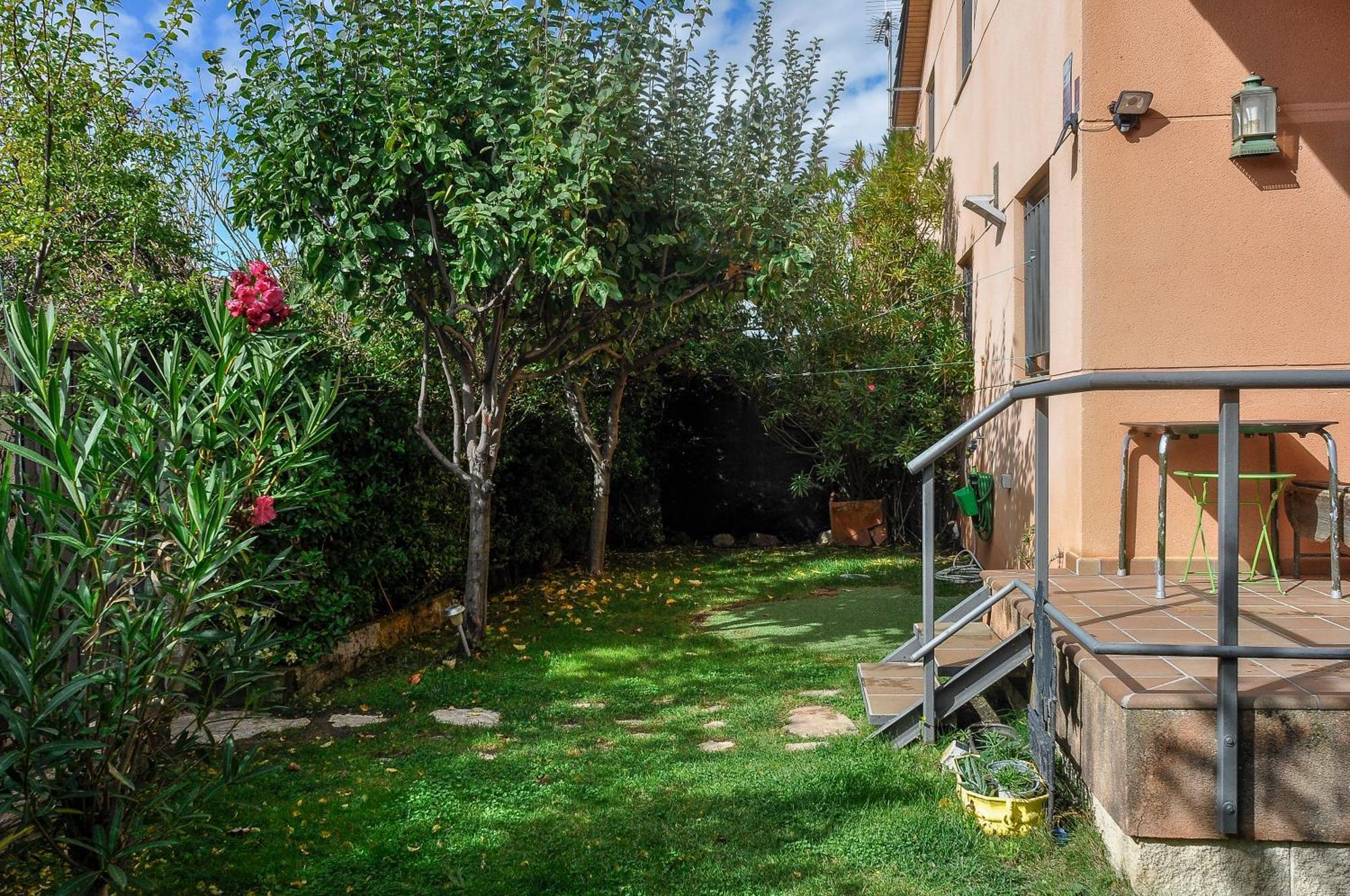 Acogedora Casa Con Verde Jardin By Cabana Rentals Ituero y Lama Luaran gambar