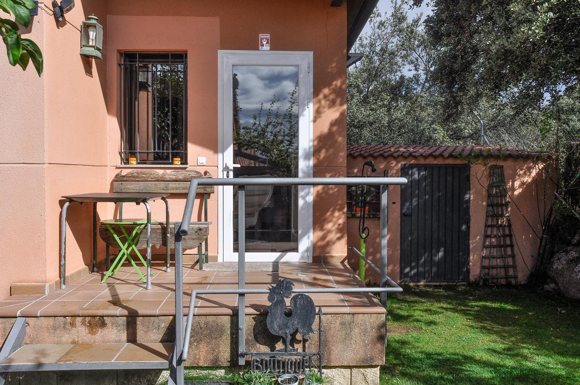 Acogedora Casa Con Verde Jardin By Cabana Rentals Ituero y Lama Luaran gambar